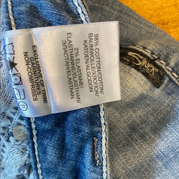 Silver Jeans suki high capri - Picture 6 of 8